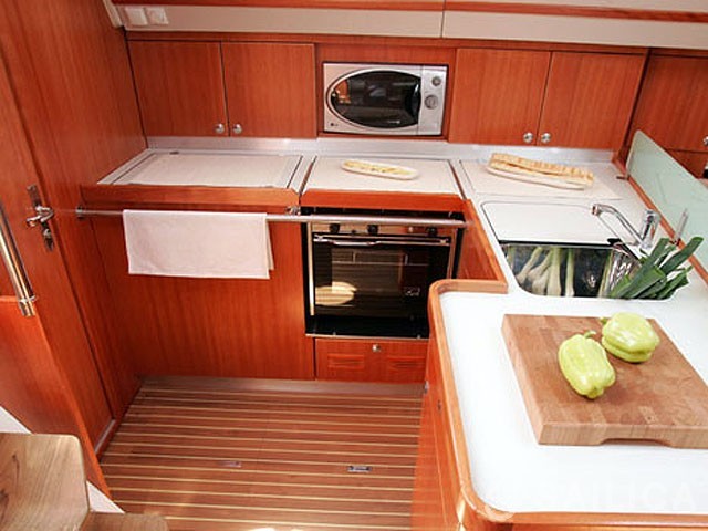 Elan 434 Impression - Yacht Charter Sailica