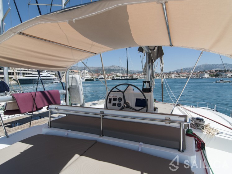 Bali 4.5 - Yacht Charter Sailica