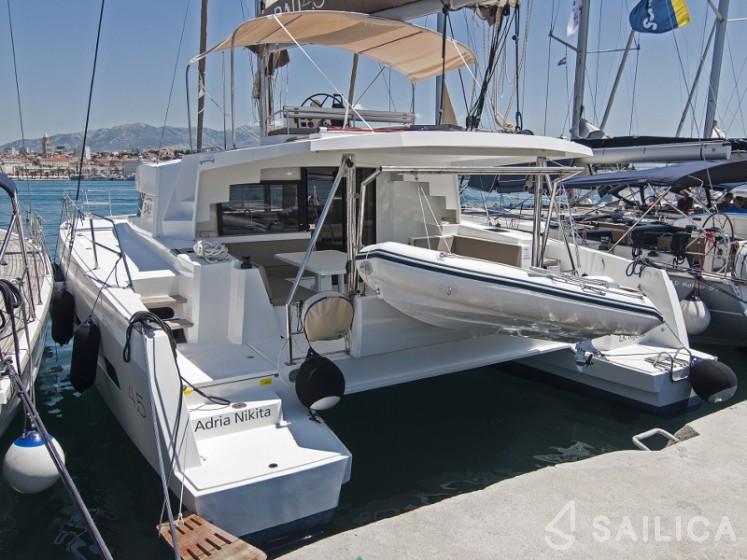 Bali 4.5 - Yacht Charter Sailica