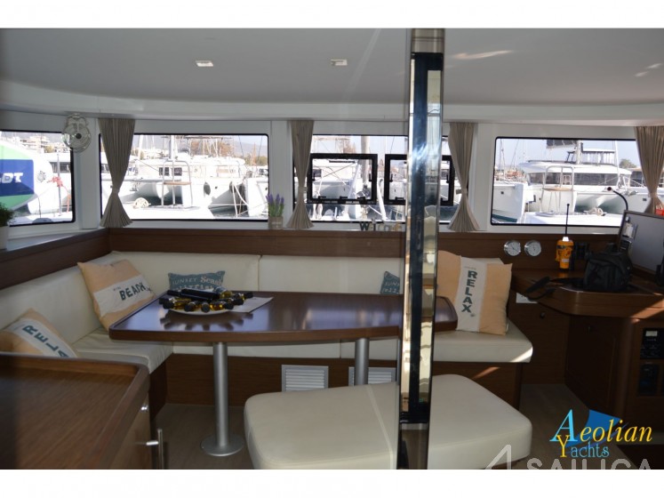 Lagoon 42 - Yacht Charter Sailica