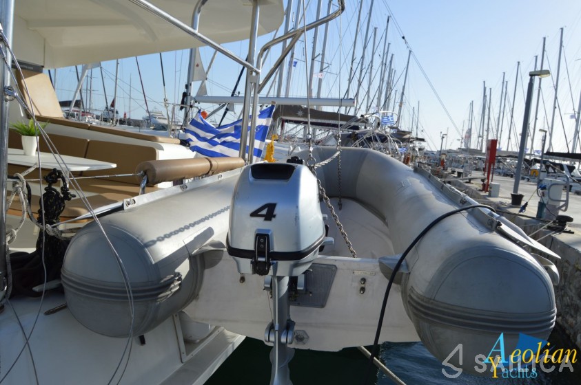 Lagoon 42 - Yacht Charter Sailica