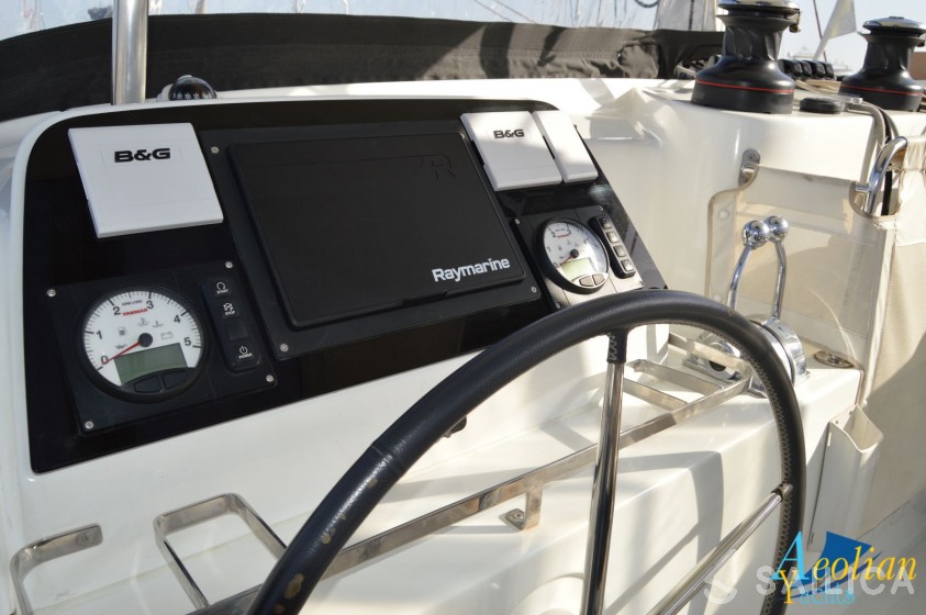 Lagoon 42 - Yacht Charter Sailica