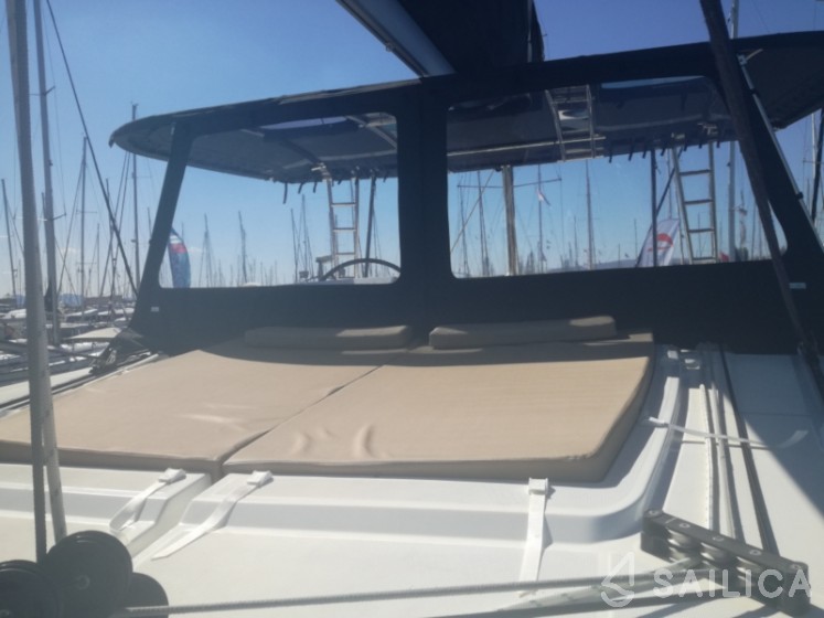 Lagoon 450  Flybridge - Yacht Charter Sailica