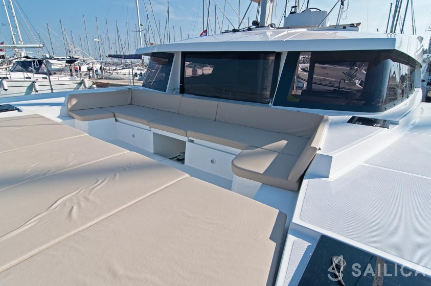Bali 4.5 - 4 + 2 cab. - Yacht Charter Sailica