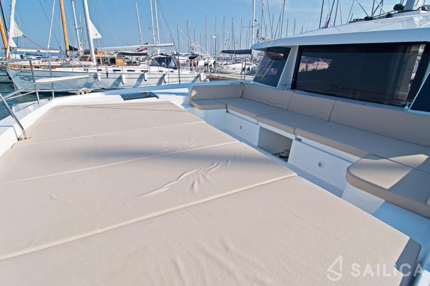 Bali 4.5 - 4 + 2 cab. - Yacht Charter Sailica