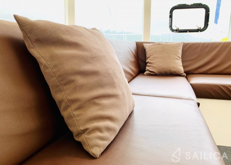Catlante 600 - Yacht Charter Sailica