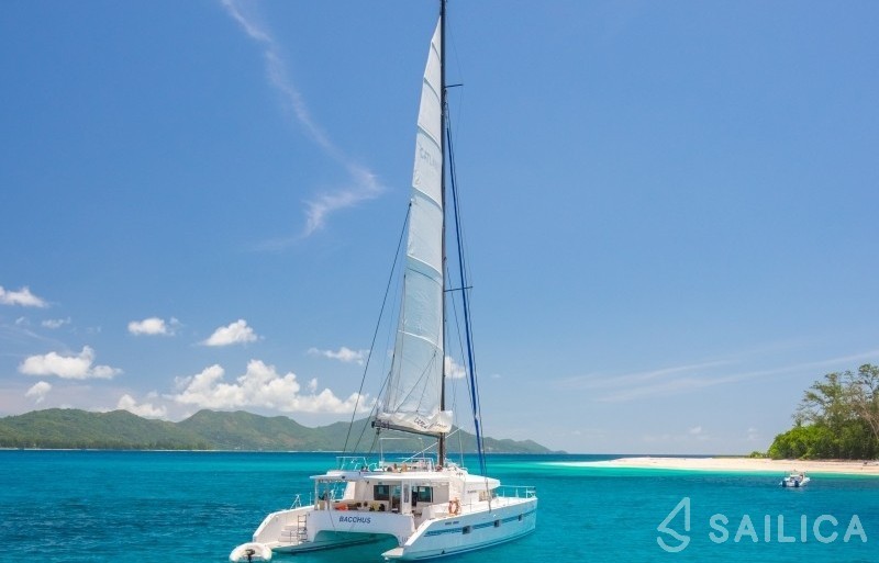 Catlante 600 - Yacht Charter Sailica
