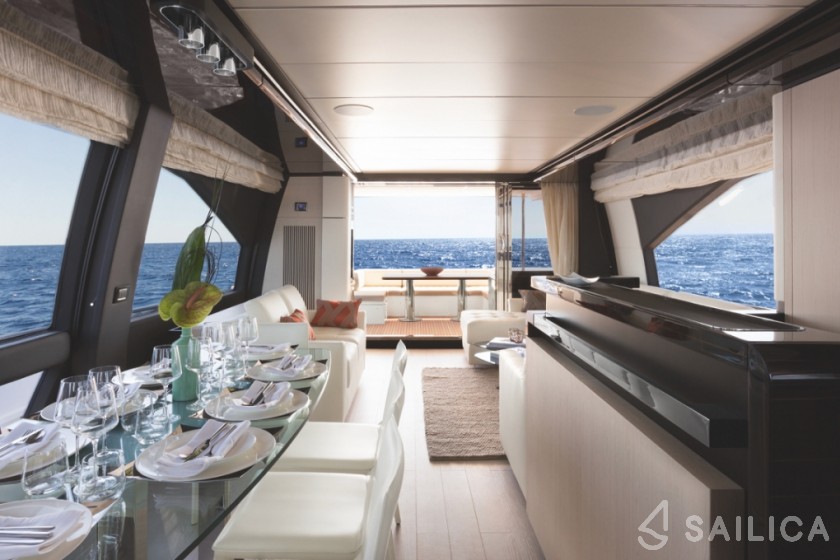 Azimut 72 - Yacht Charter Sailica