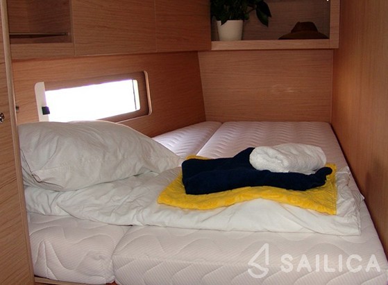 Oceanis 46.1 - Yacht Charter Sailica
