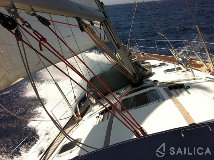 Sun Odyssey 54DS - Yacht Charter Sailica