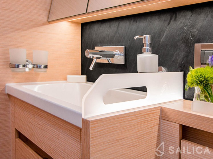 Hanse 548 - Yacht Charter Sailica
