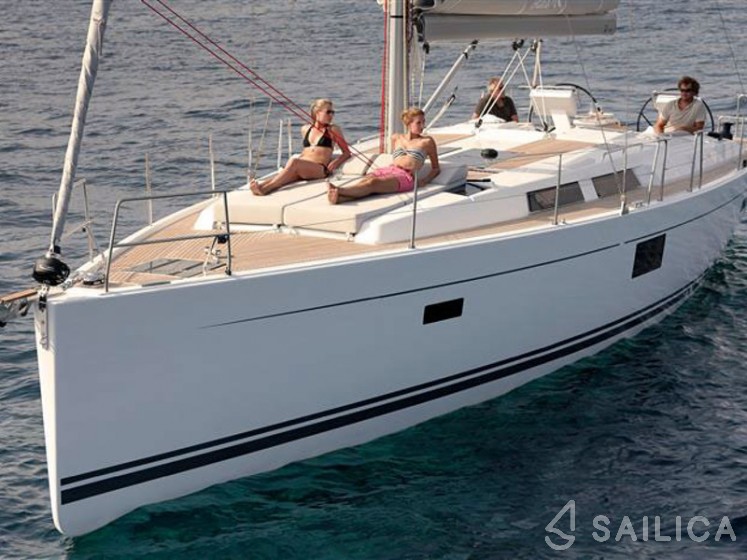 Hanse 455 - Yacht Charter Sailica