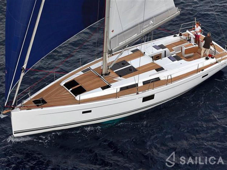 Hanse 455 - Yacht Charter Sailica