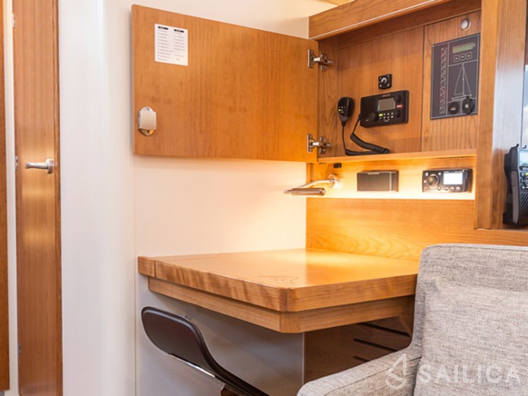 Hanse 455 - Yacht Charter Sailica