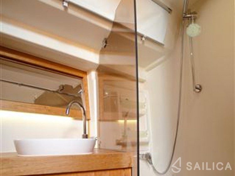 Hanse 415 - Yacht Charter Sailica