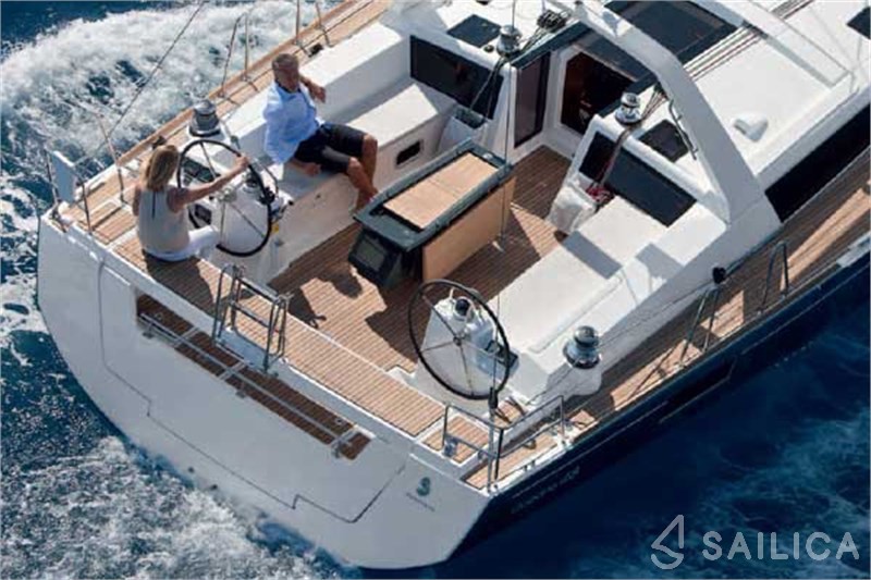 Oceanis 48 - Yacht Charter Sailica