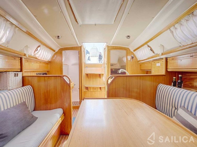 Bavaria 34 Cruiser - Yacht Charter Sailica