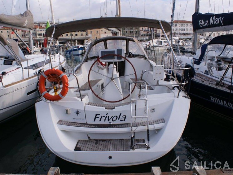 Sun Odyssey 36i - Yacht Charter Sailica