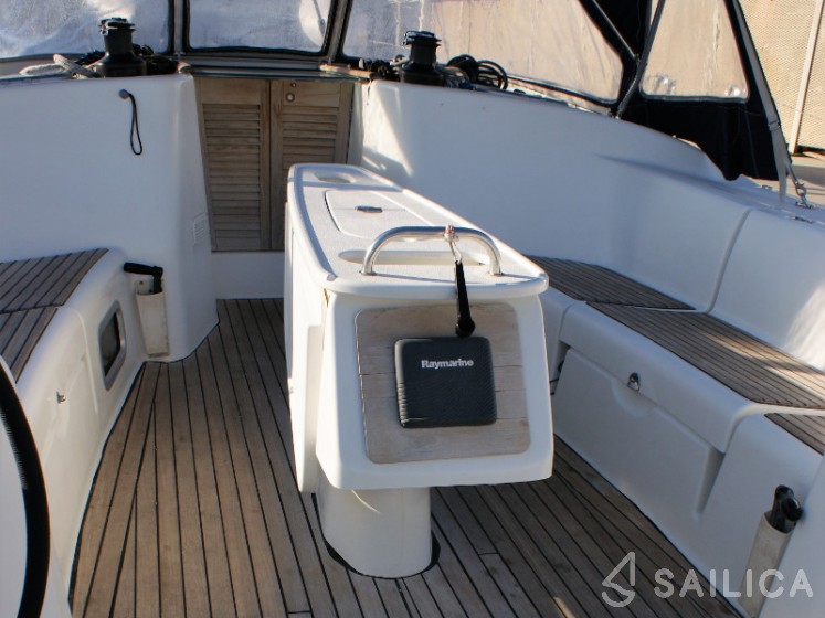 Cyclades 50.5 - Yacht Charter Sailica