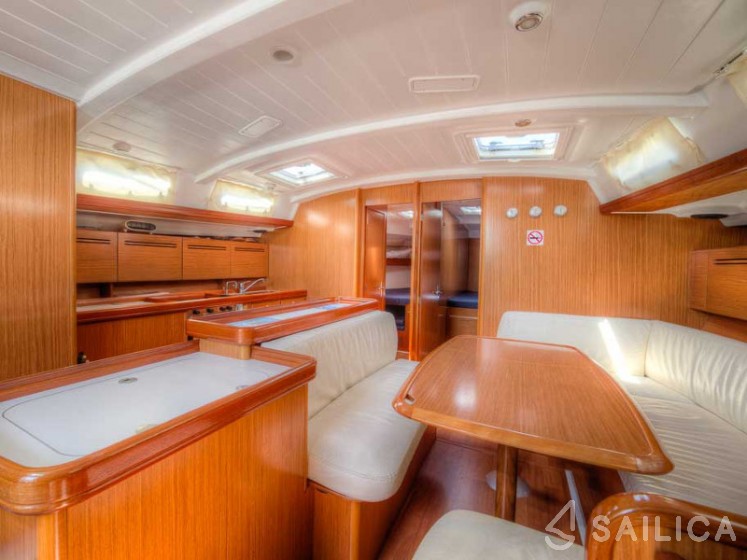 Cyclades 50.5 - Yacht Charter Sailica