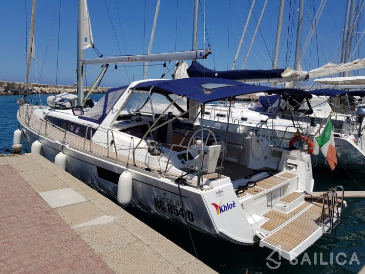 Oceanis 48 - Yacht Charter Sailica