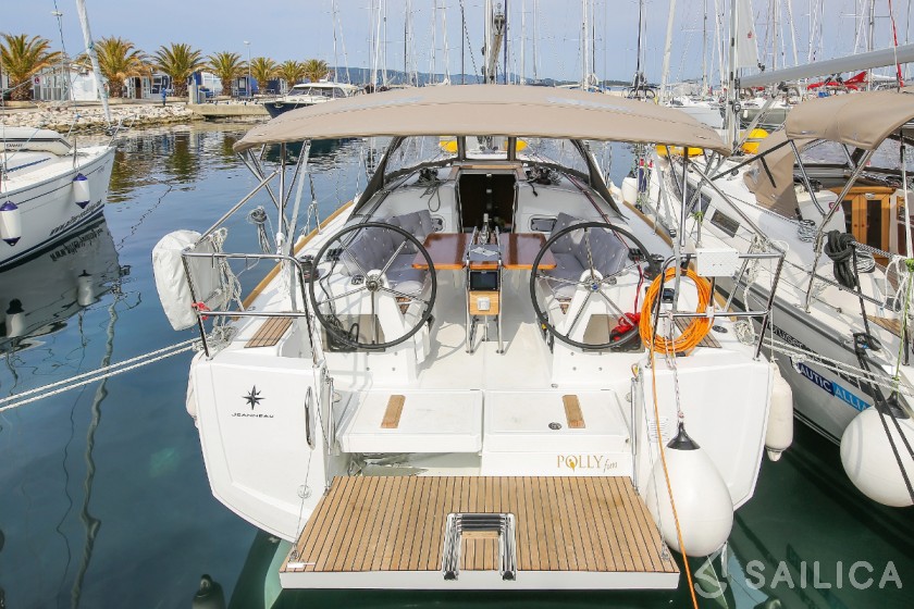 Sun Odyssey 349 - Yacht Charter Sailica