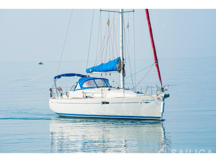 Sun Odyssey 36i - Yacht Charter Sailica