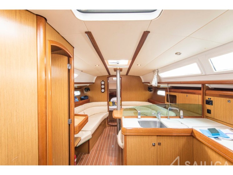 Sun Odyssey 36i - Yacht Charter Sailica