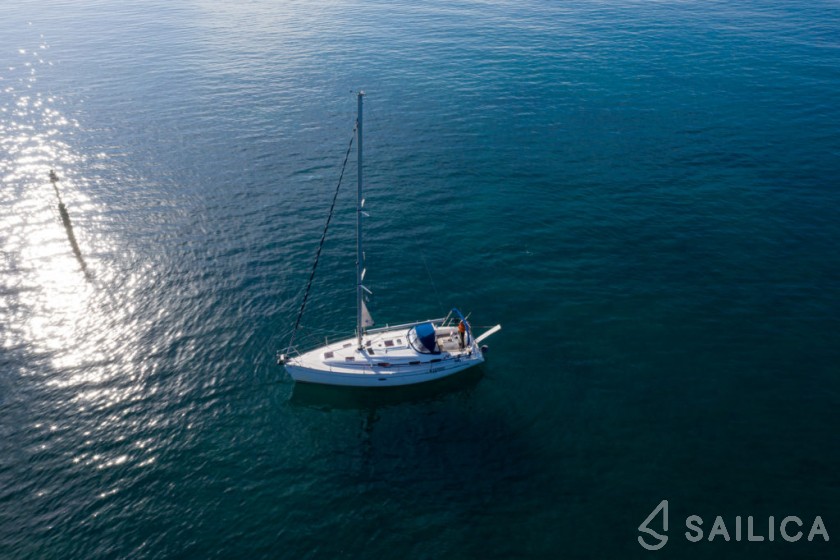 Bavaria 37 Cruiser - Yacht Charter Sailica