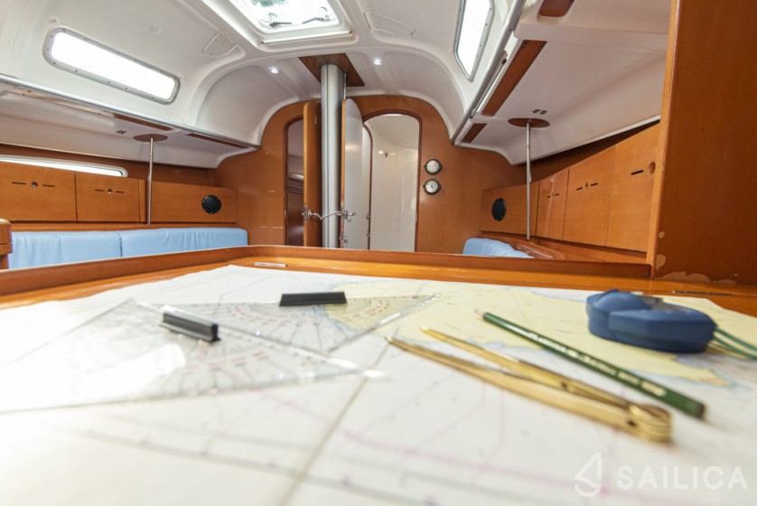First 40.7 - Yacht Charter Sailica