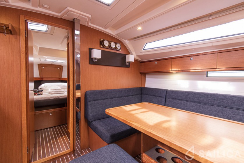 Bavaria 41 Cruiser - Yacht Charter Sailica