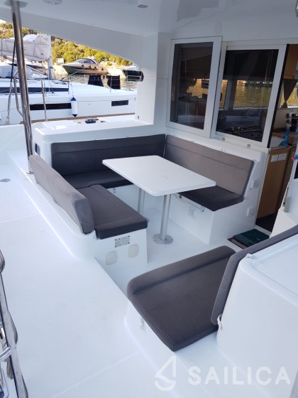 Lagoon 39 - Yacht Charter Sailica