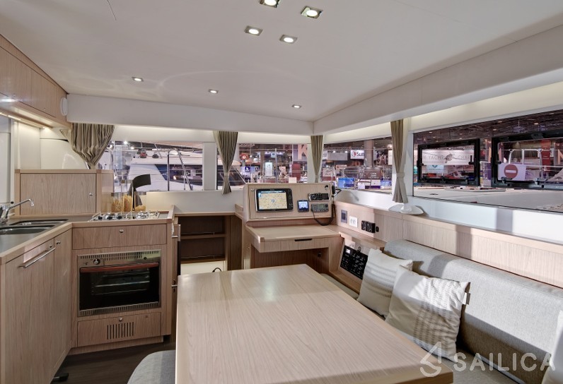 Lagoon 39 - Yacht Charter Sailica