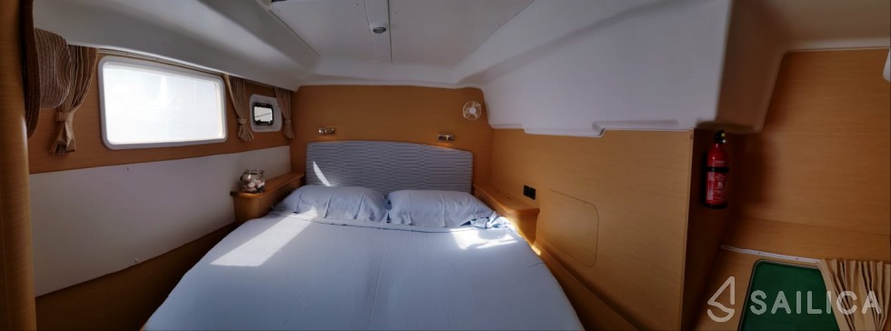 Lagoon 440 - Yacht Charter Sailica