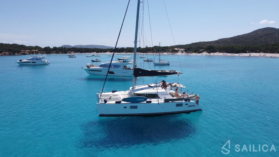 Lagoon 440 - Yacht Charter Sailica