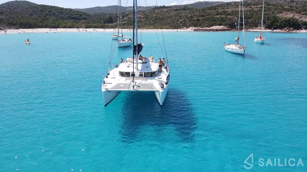 Lagoon 440 - Yacht Charter Sailica
