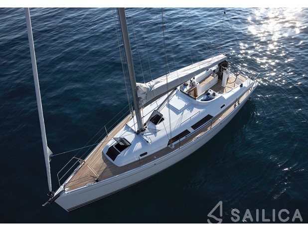 Hanse 375 - Yacht Charter Sailica