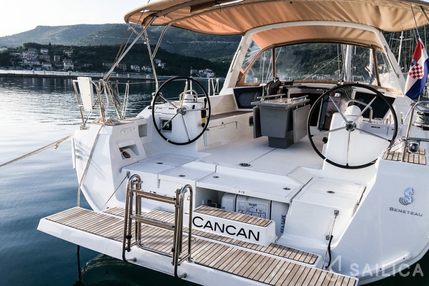 Oceanis 45 - Yacht Charter Sailica