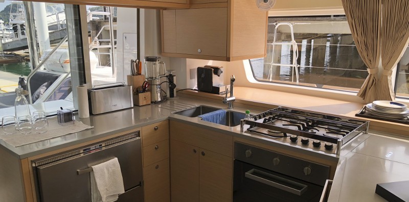 Lagoon 52F - Yacht Charter Sailica