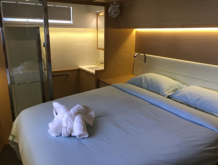 Lagoon 52F - Yacht Charter Sailica