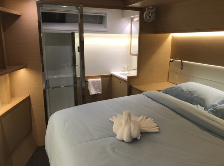 Lagoon 52F - Yacht Charter Sailica