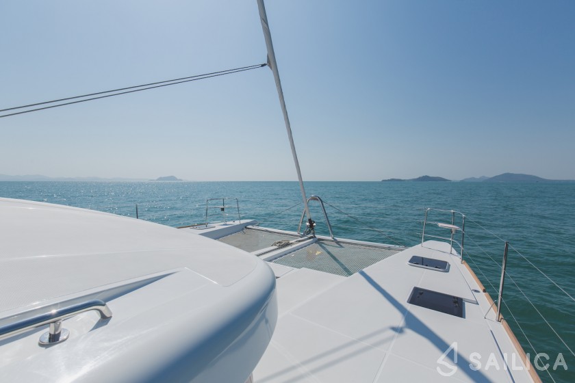 Lagoon 52F - Yacht Charter Sailica