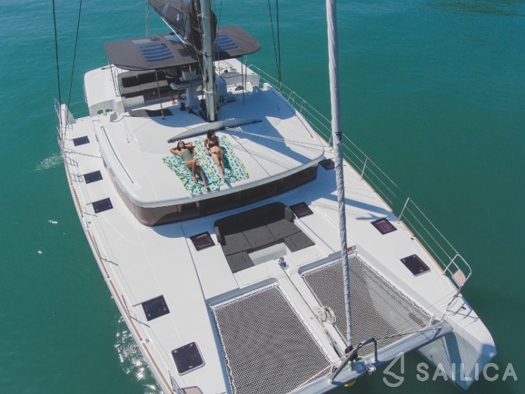 Lagoon 52F - Yacht Charter Sailica