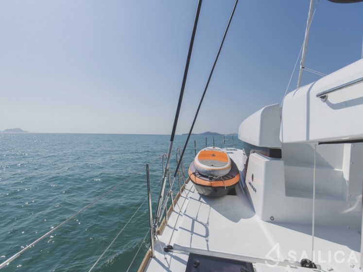 Lagoon 52F - Yacht Charter Sailica
