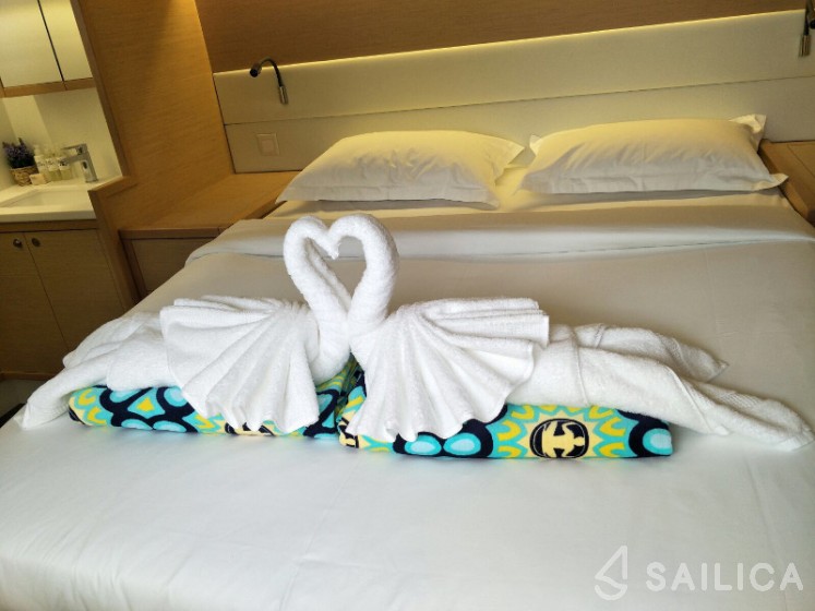 Lagoon 52F - Yacht Charter Sailica