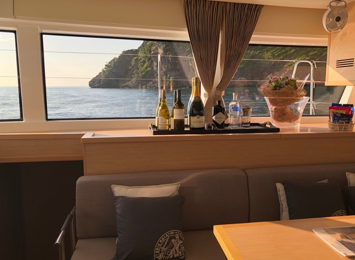 Lagoon 52F - Yacht Charter Sailica
