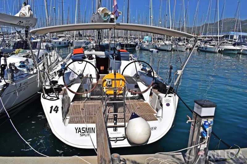 First 45 - Yacht Charter Sailica