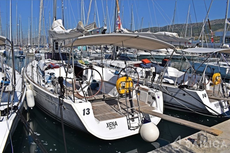 First 45 - Yacht Charter Sailica