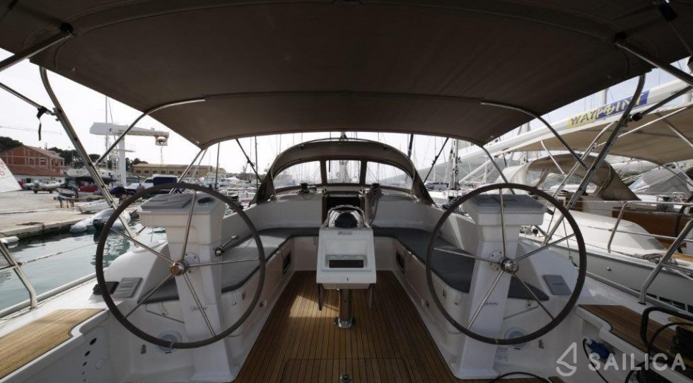 Bavaria 46 Cruiser - Yacht Charter Sailica
