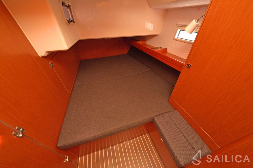 Bavaria 46 Cruiser - Yacht Charter Sailica